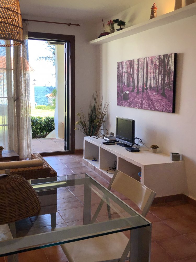 VENDIDO - Moderno apartamento en planta baja con piscina comunitaria - SC086 - Fornells' beaches